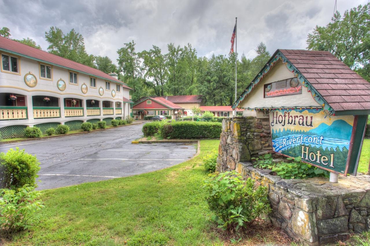 Hofbrau Riverfront Hotel Helen Exteriér fotografie